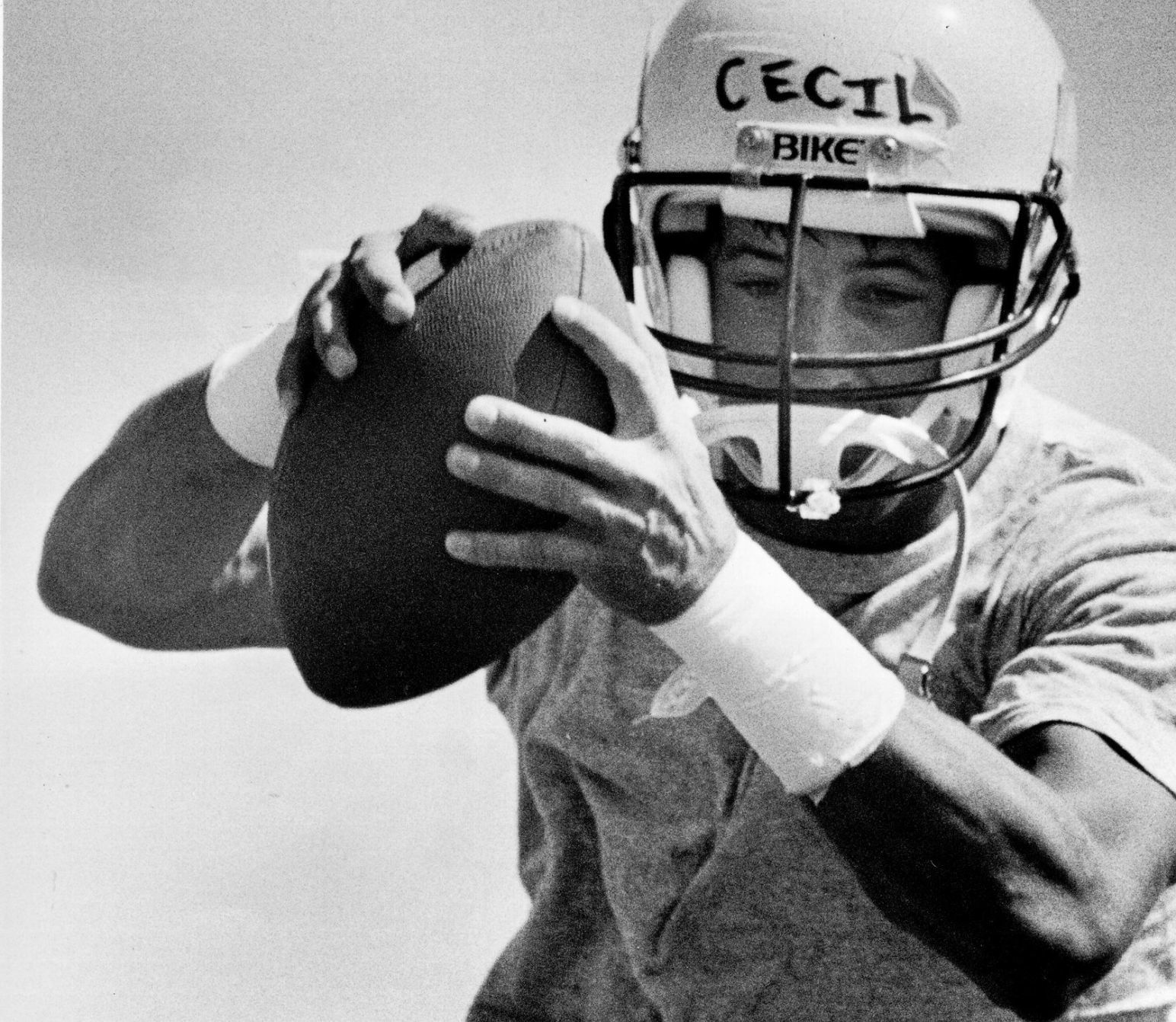Chuck Cecil